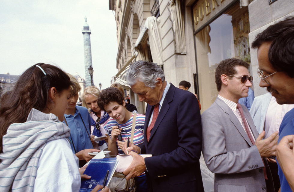 John FORSYTHE