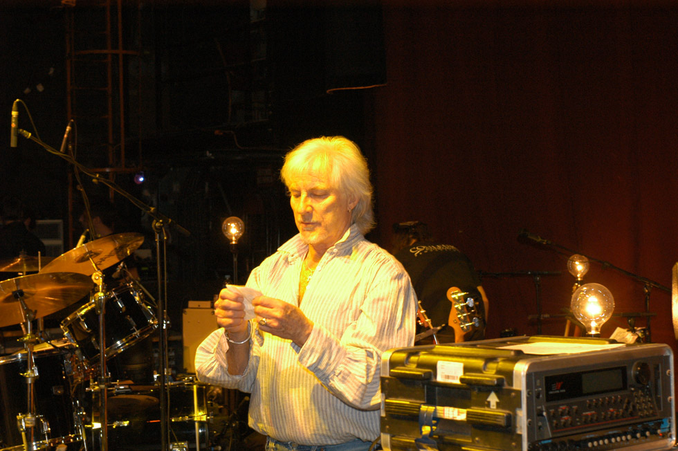 Hugues AUFRAY