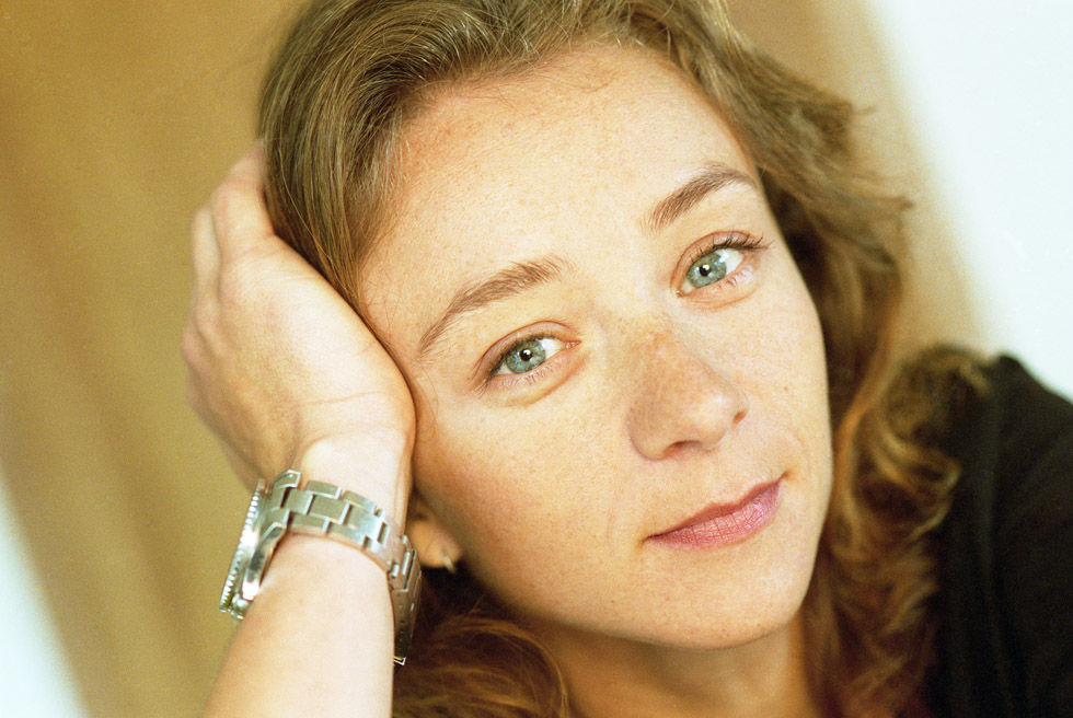 Sylvie Testud chez elle le 9 février 1999.