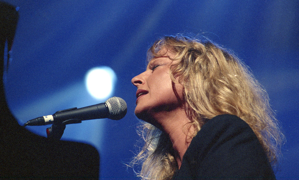 Véronique SANSON