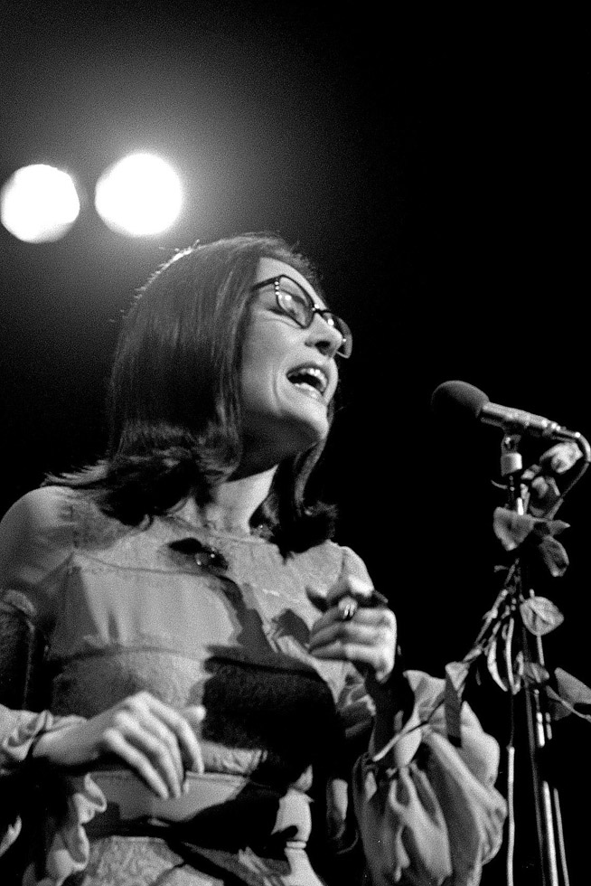 Nana MOUSKOURI