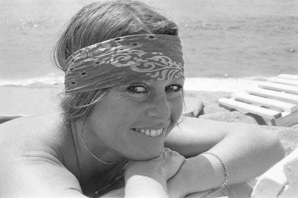 Brigitte Bardot en vacances au Brésil le 25 novembre 1977.