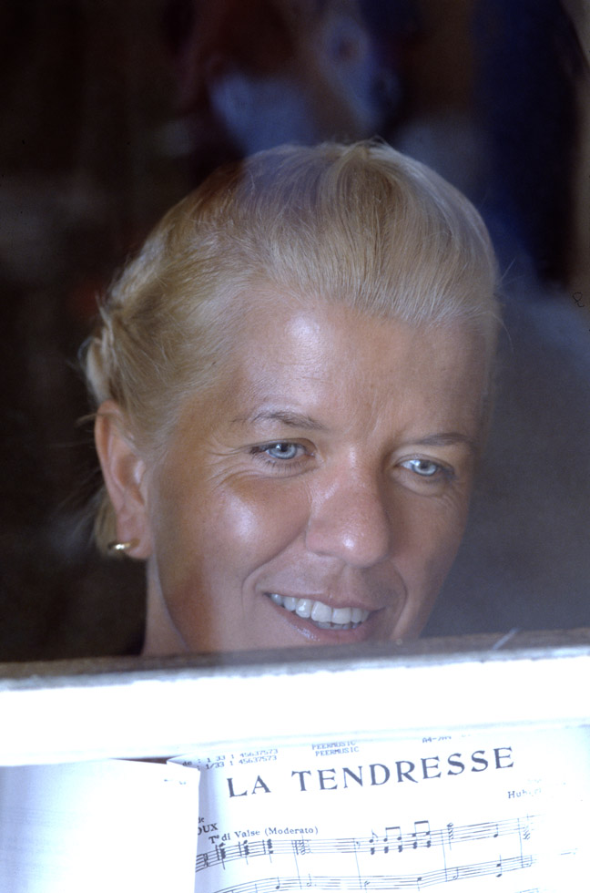 Mimie MATHY