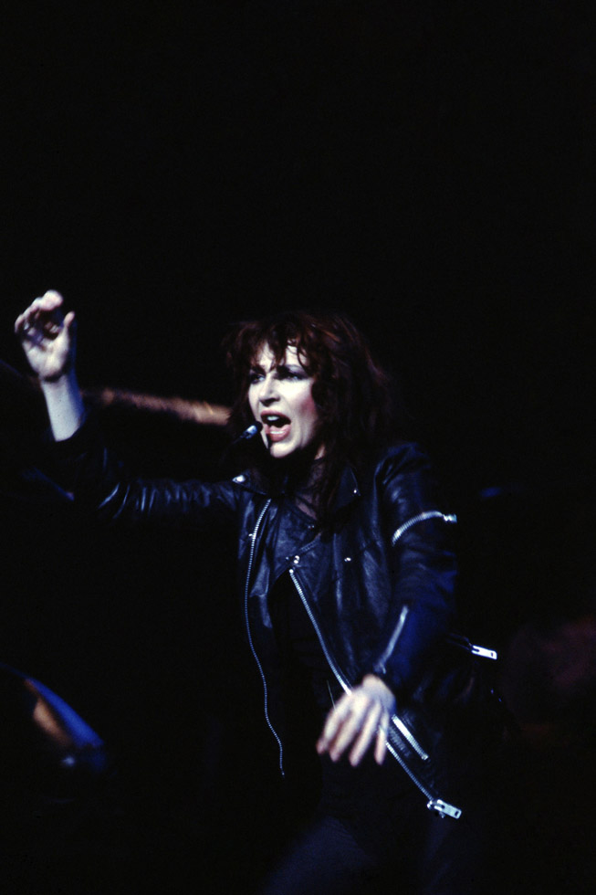 Kate BUSH