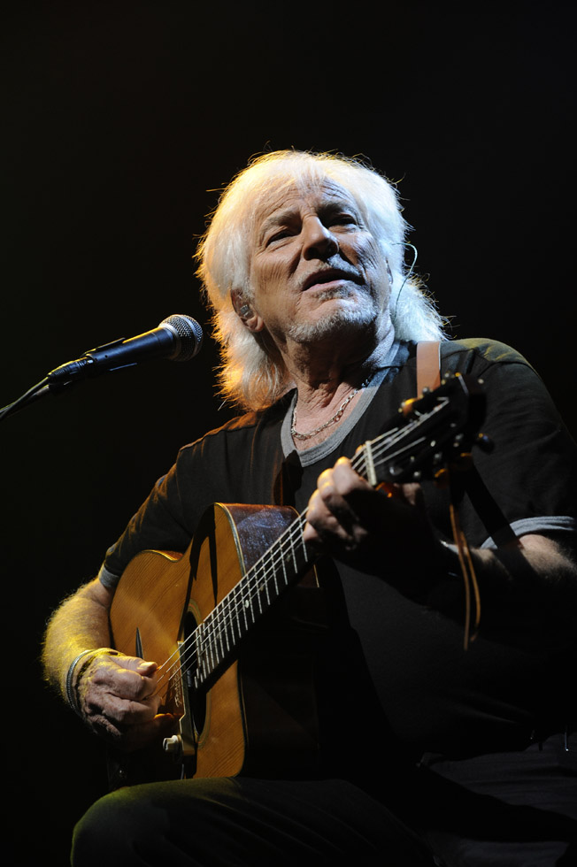 Hugues AUFRAY
