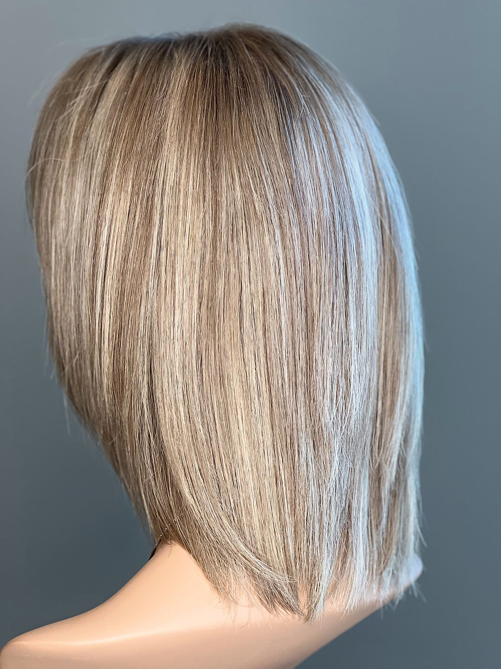 תמונה ממוזערת: W1215 Mckenna Premium Human Hair (All hand-tied cap) Silk Top Wig 12-13” Bob 