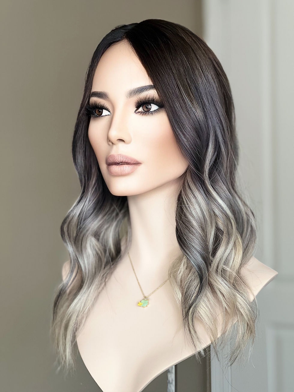 Miniatura: T407 Mckenna Premium Human Hair Silk Topper 19-20”