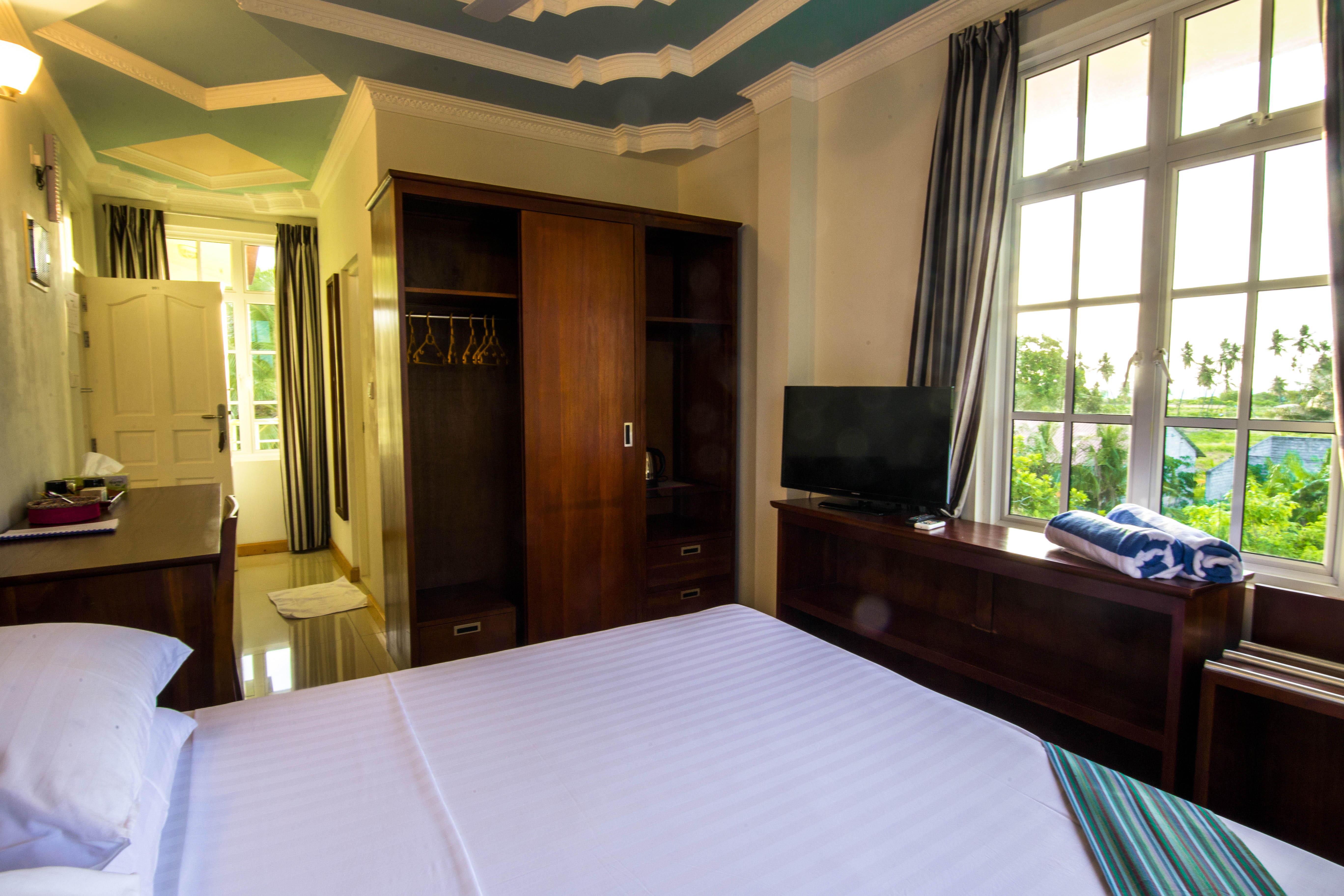 Lacabana Maldives Standard Double Room (2)