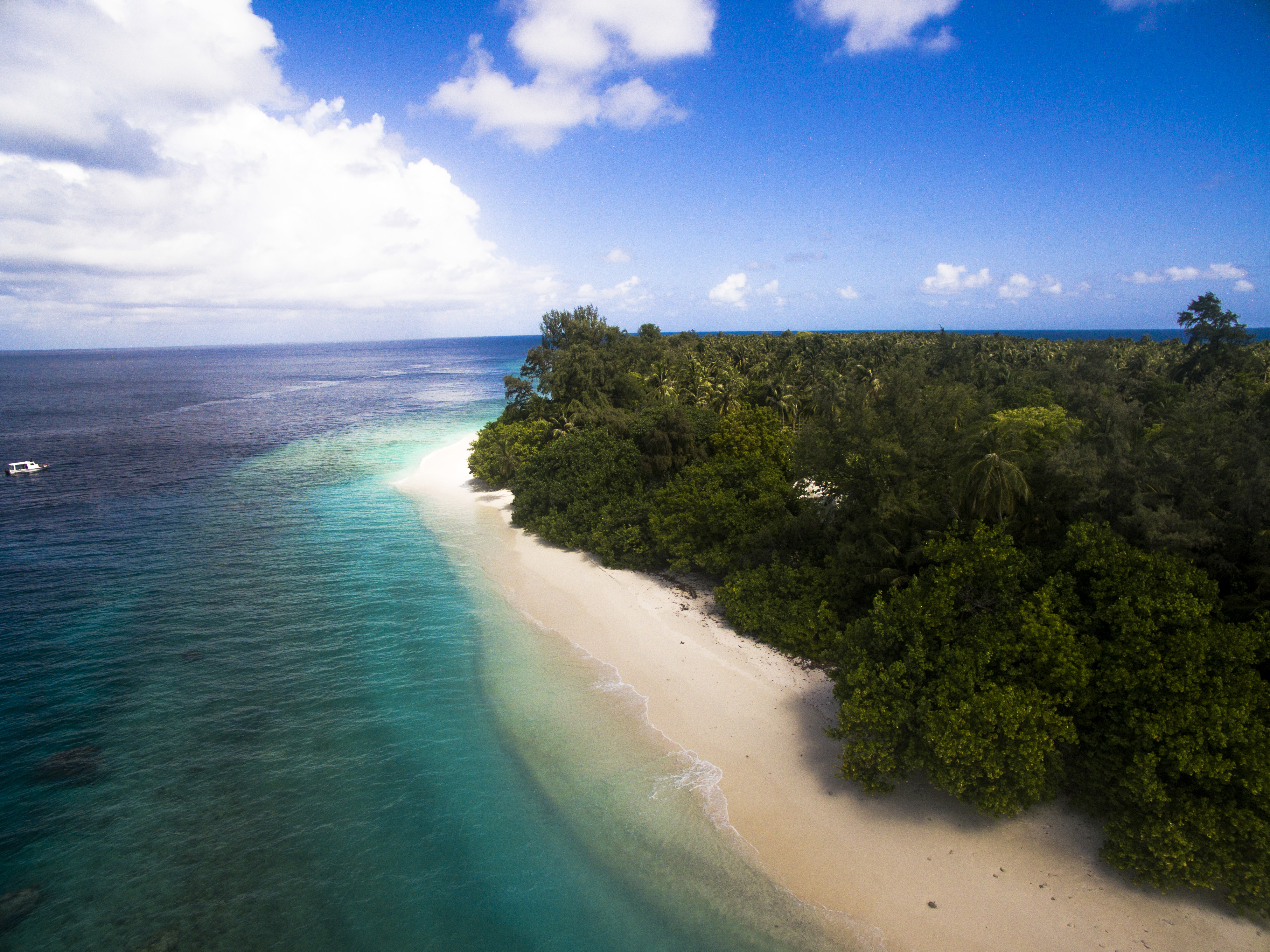 Lacabana Maldives Ariyadhoo Picnic island (5)