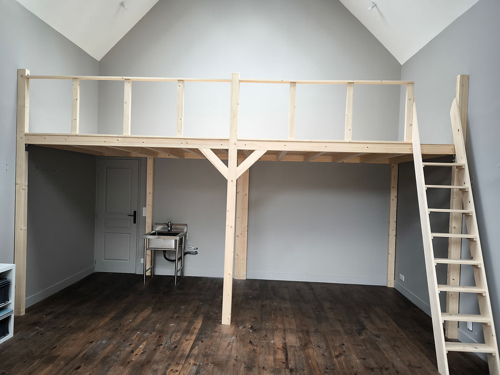 Conception de mezzanine sur mesure. Livraison et montage offerts en Île-de-France.