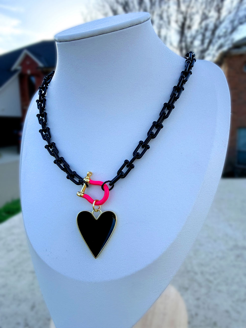 Thumbnail: Pink Savage