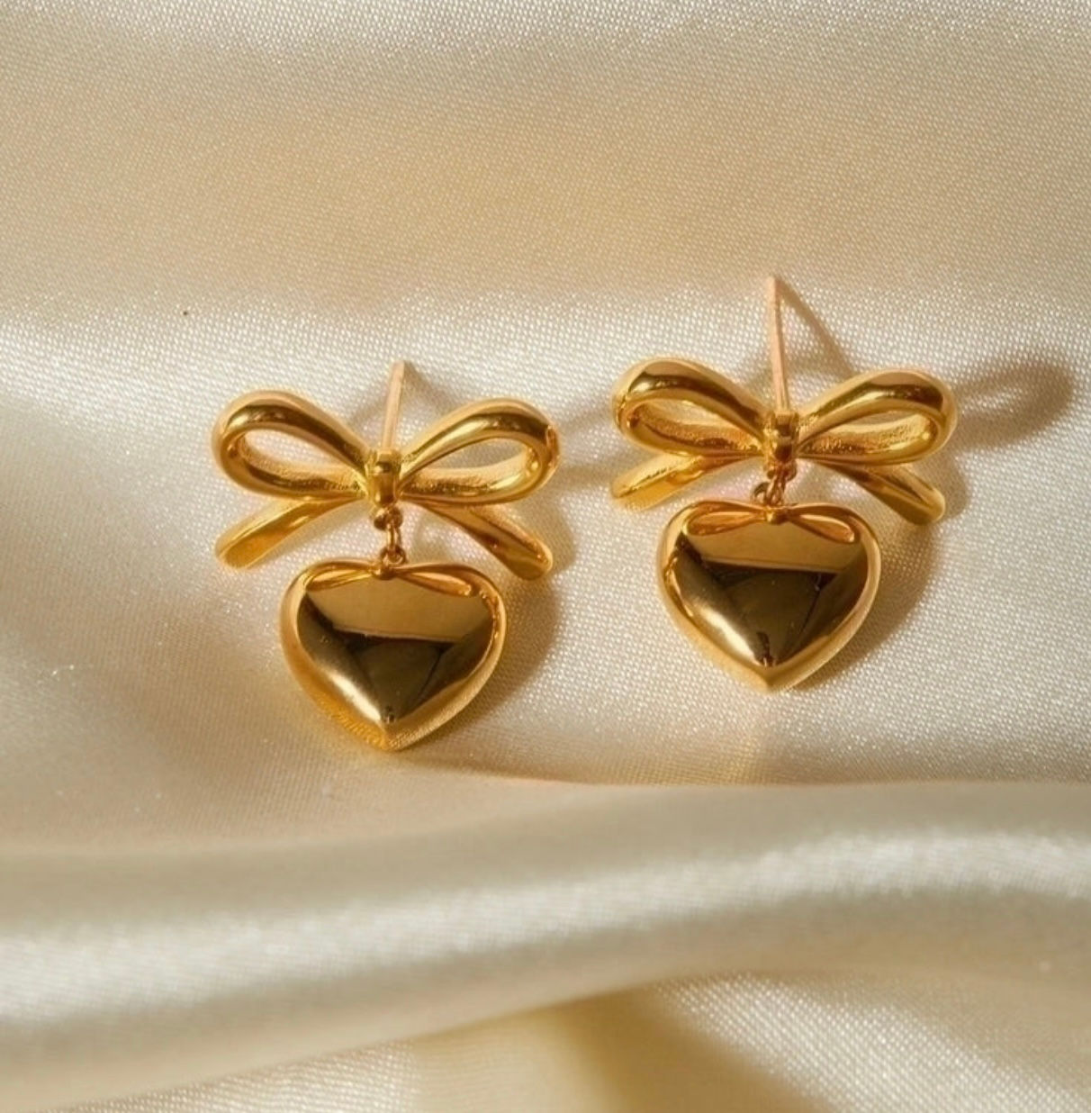 Bow & Heart earrings 