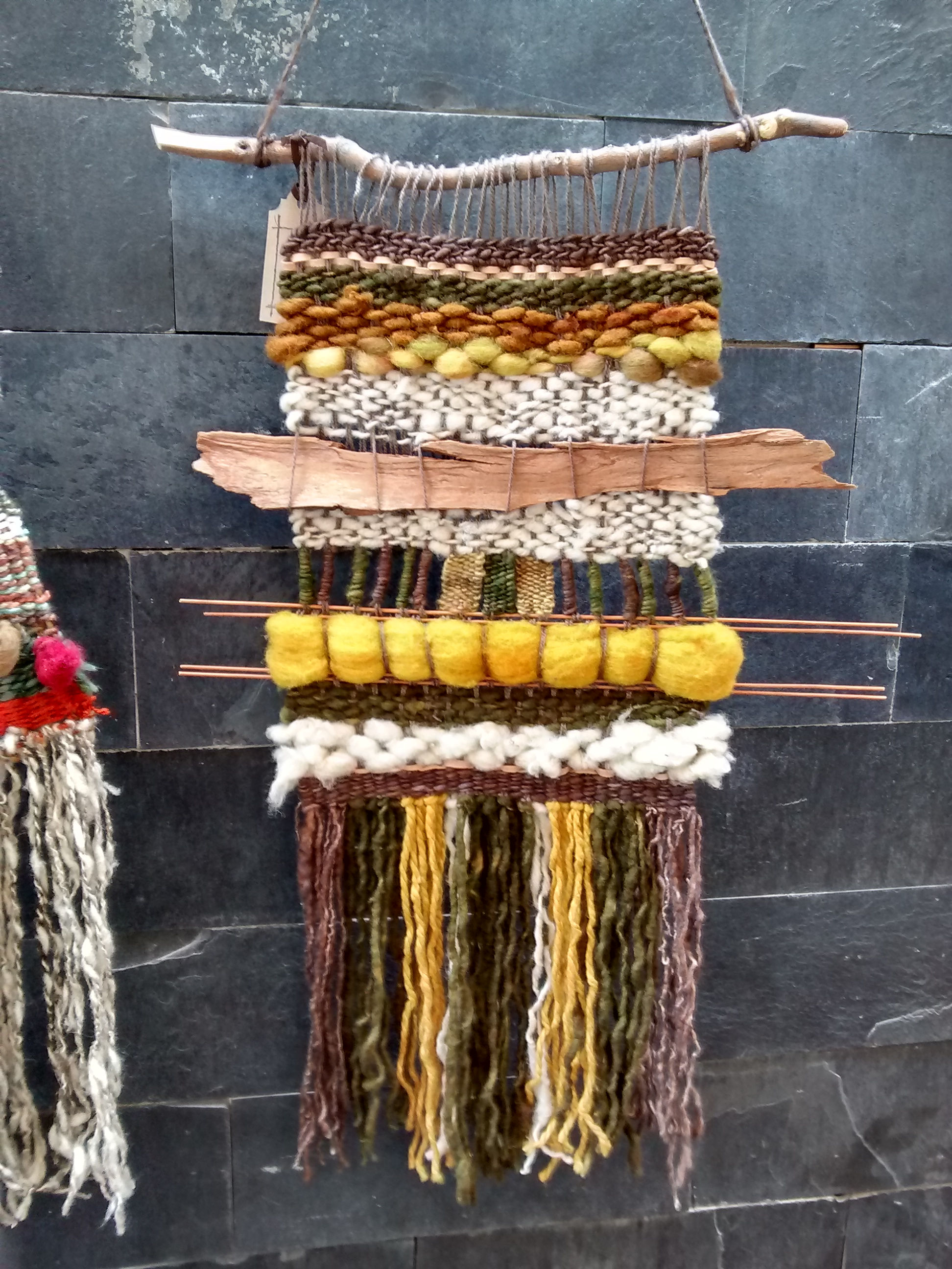 Telar mural tonos verdes