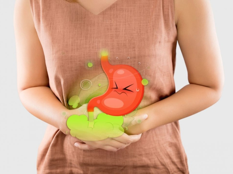 Uống cà phê khi bụng rỗng dễ gây ra tình trạng ợ chua và tổn thương dạ dày. (Ảnh: Sưu tầm)