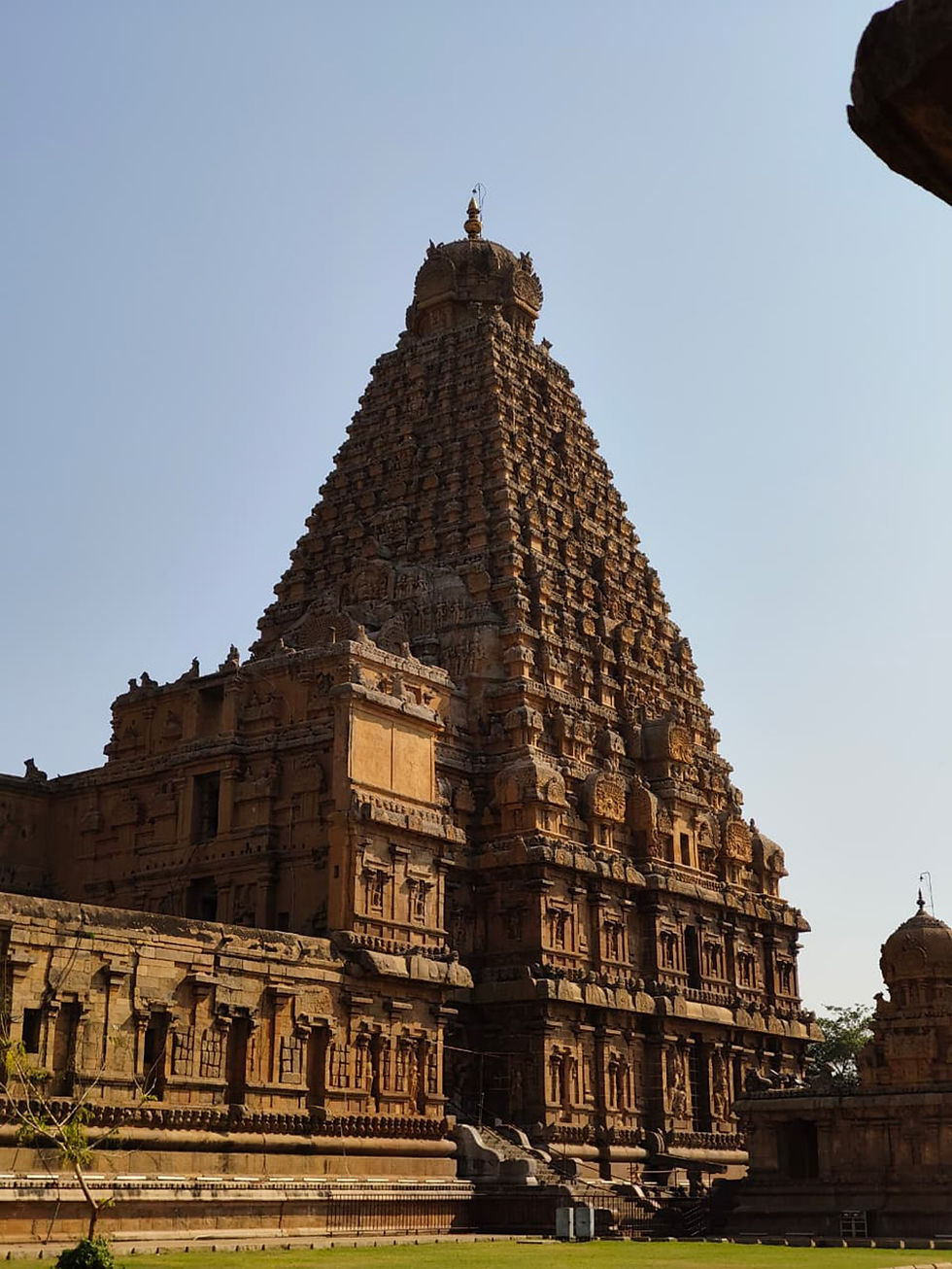 tanjavur kovil.jpg