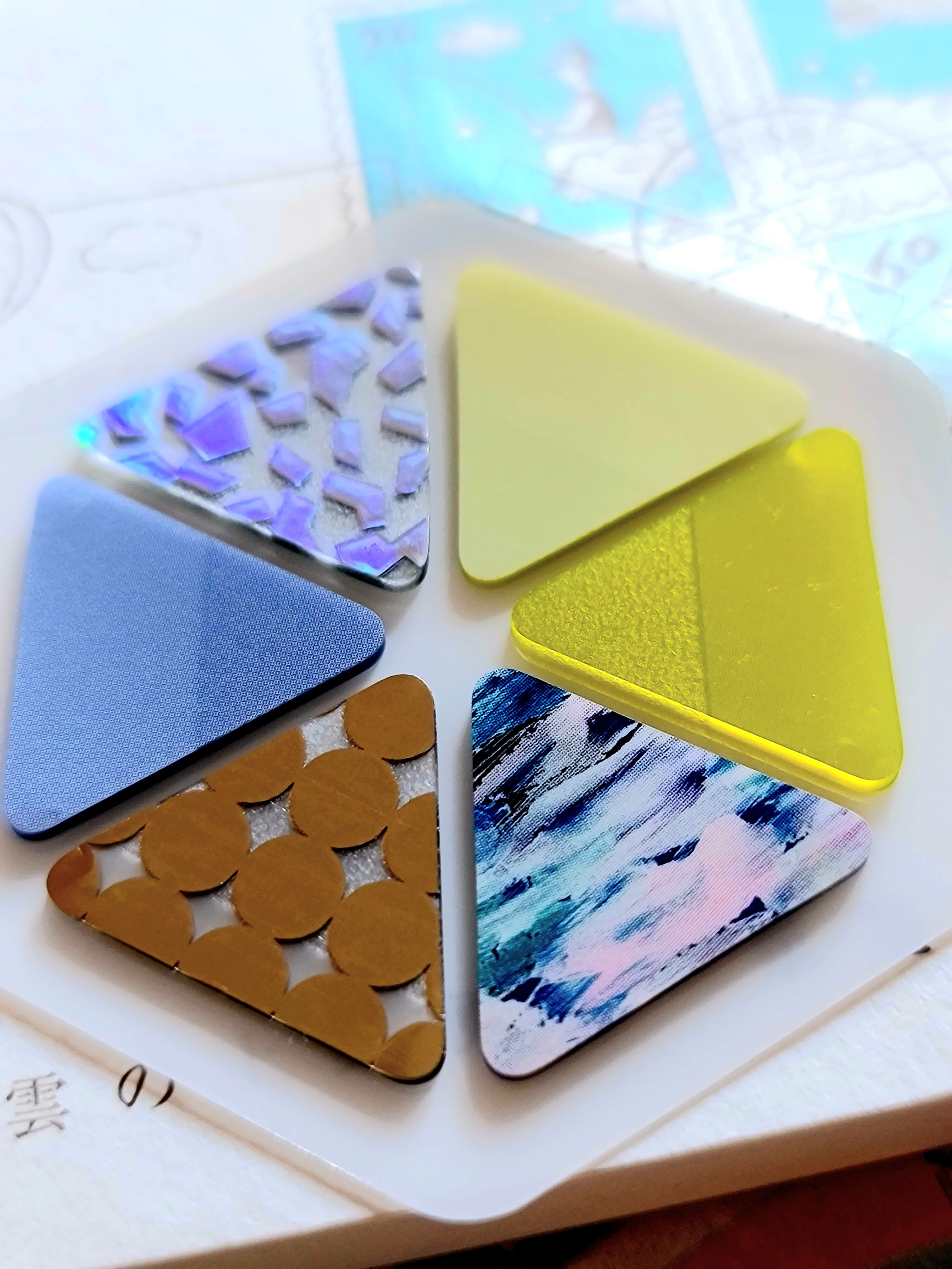 Coffret Triangle Chiffon Yellow - Kitta King Jim