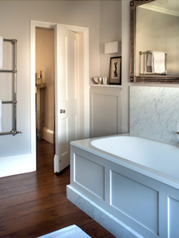 Panelled bath and marble surround, Holland Park
