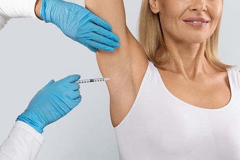 doctor-makes-intramuscular-injections-underarm-area.jpg