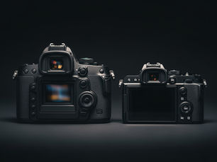 Mirrorless vs DSLR: Which One Should You Choose in 2025?
