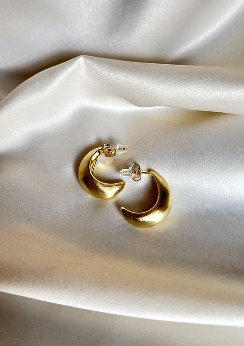 anti tarnish earrings