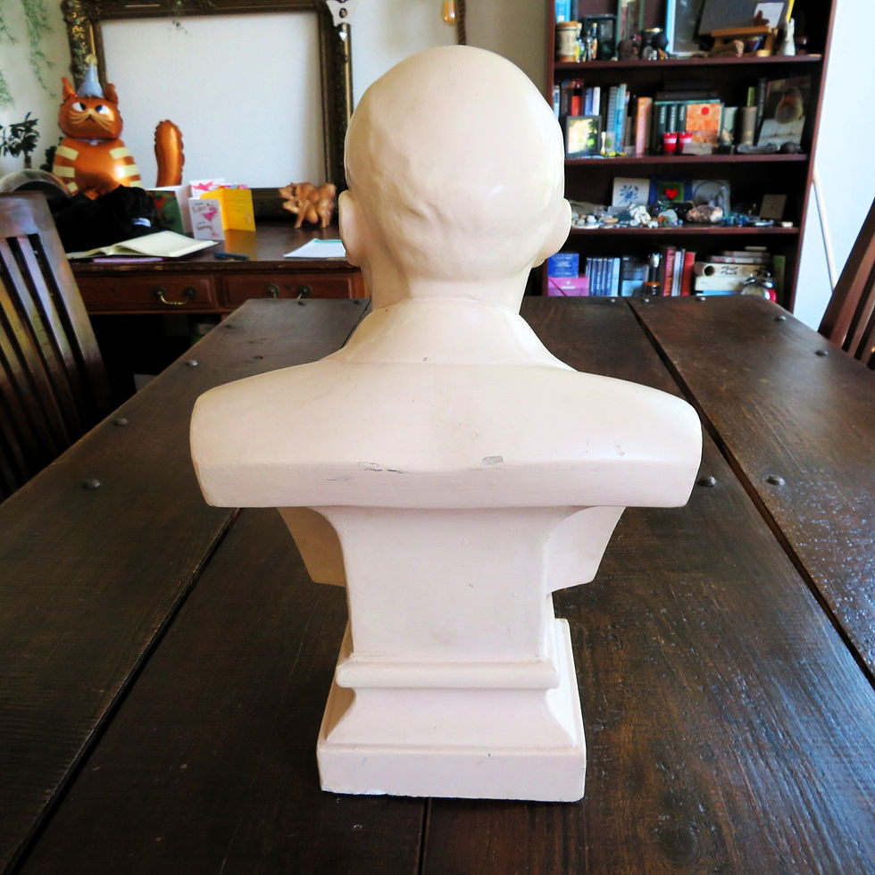 Thumbnail: Bust Lenin Big