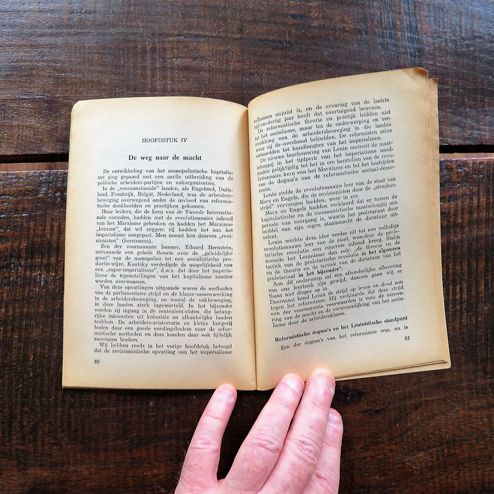 Thumbnail: Book Netherlands Leerboek Voor De Arbeidersbeweging 2e Aflevering 1949