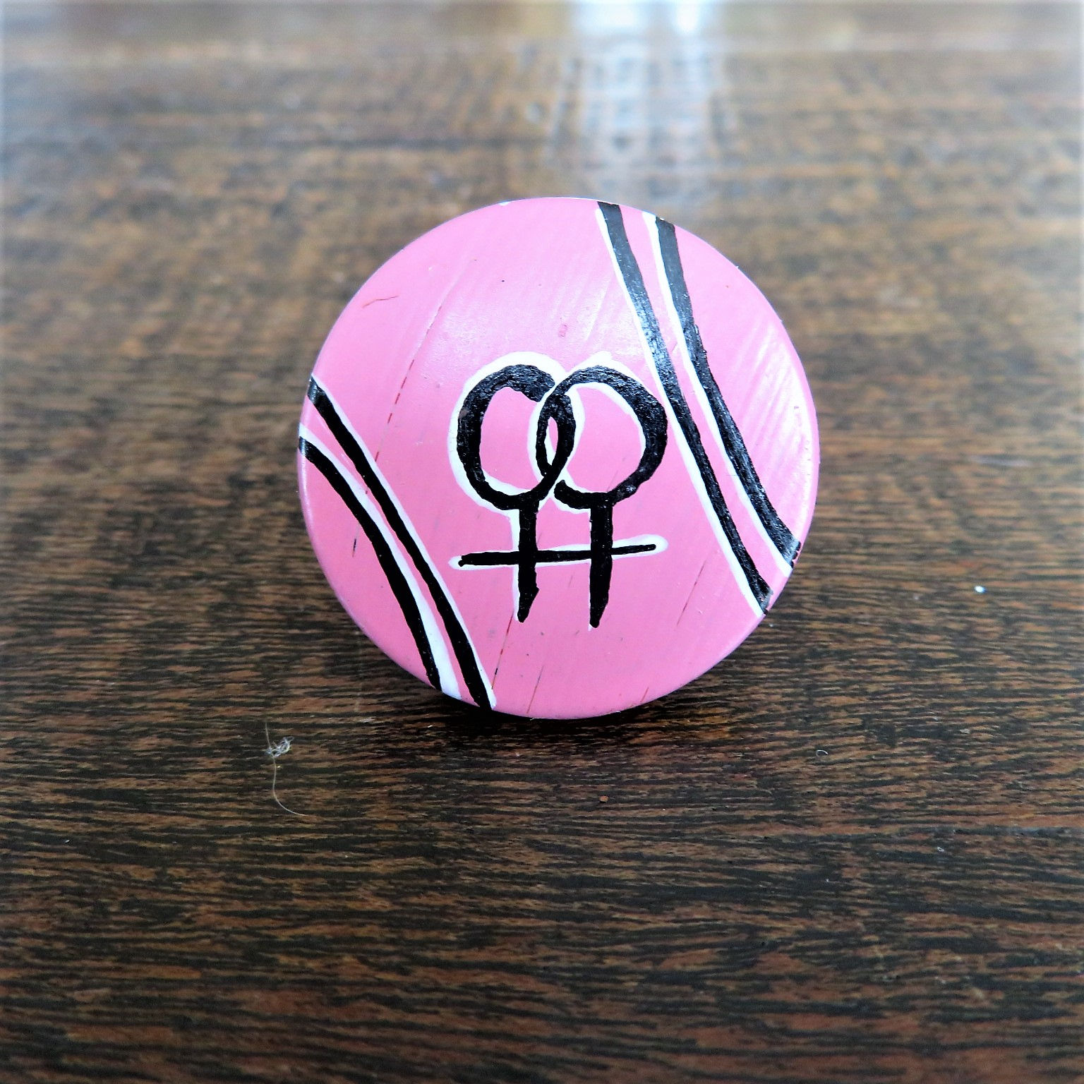 Pin Netherlands Feminist Button