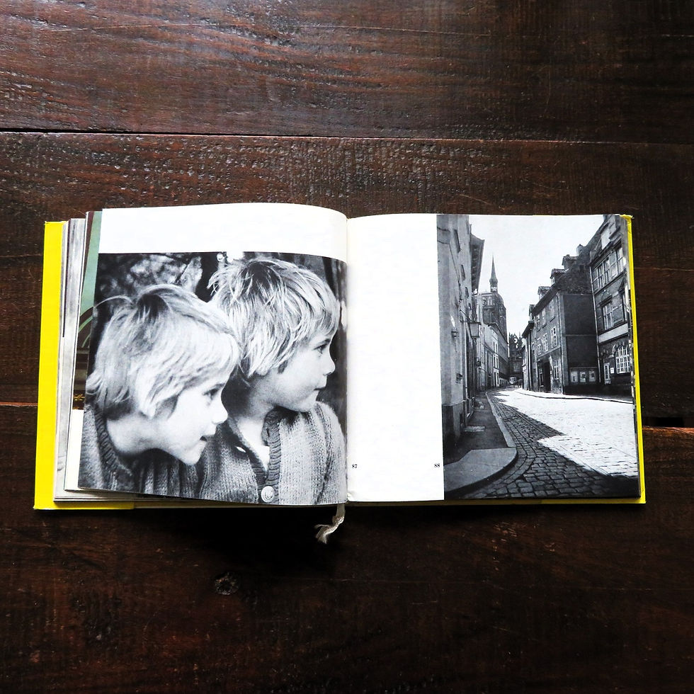 Thumbnail: Book Romania German City's 1987