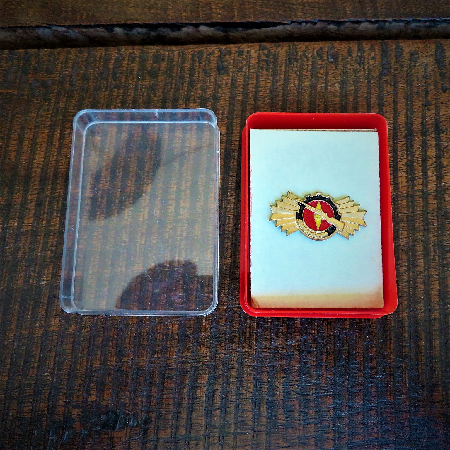 Pin DDR Gold Edition