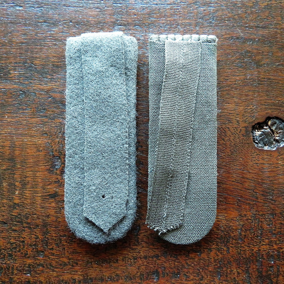 Thumbnail: Various DDR Army Epaulet Ensign