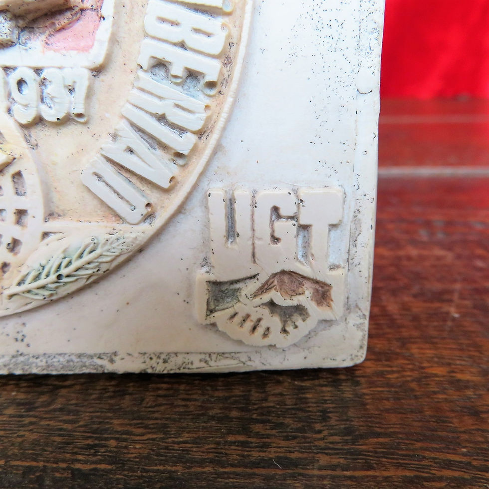 Thumbnail: Wallpiece Spain Voluntarios Internacionales De La Libertad Tile