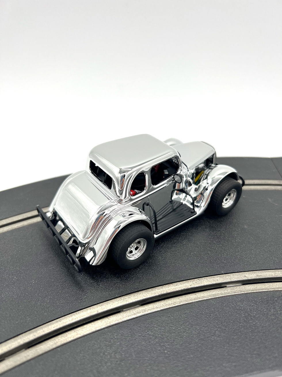 Thumbnail: P116-DS Pioneer '34 Ford Coupe Legends Racer, Silver 'Chromie'