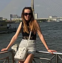 JEszter_edited.webp