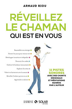 Avec un propos clair et concis, Arnaud Riou expose la manière dont le chamanisme s'est métamorphosé pour apparaître aujourd'hui comme un outil de développement personnel adapté à un monde en pleine mutation. Car le chamanisme est autant un moyen de communiquer avec l'invisible qu'un moyen de se soigner, d'harmoniser son habitat ou de développer son intuition et sa confiance en soi. L'auteur propose une initiation progressive au chamanisme, avec des outils concrets adaptés à notre quotidien, quelles que soient nos croyances et notre sensibilité.
