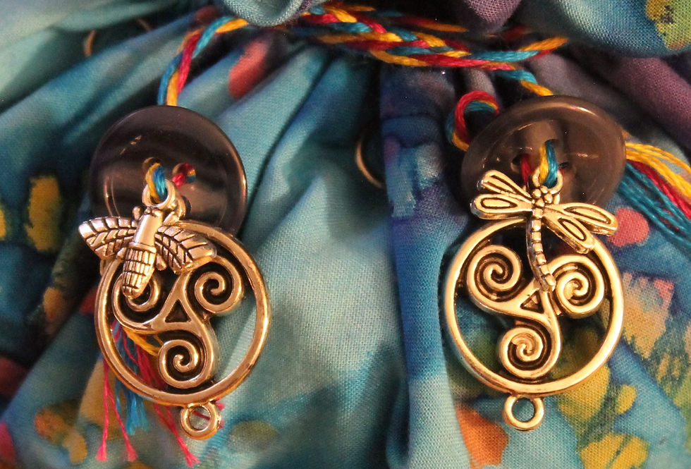 Thumbnail: Colorful Dragonfly Dice Bag
