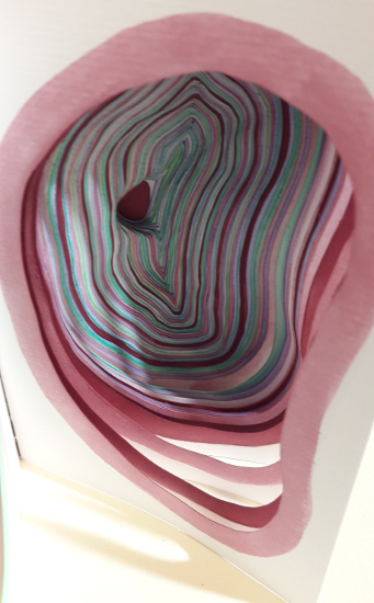 Coeur cousu. Livre objet Amélie Doussot
