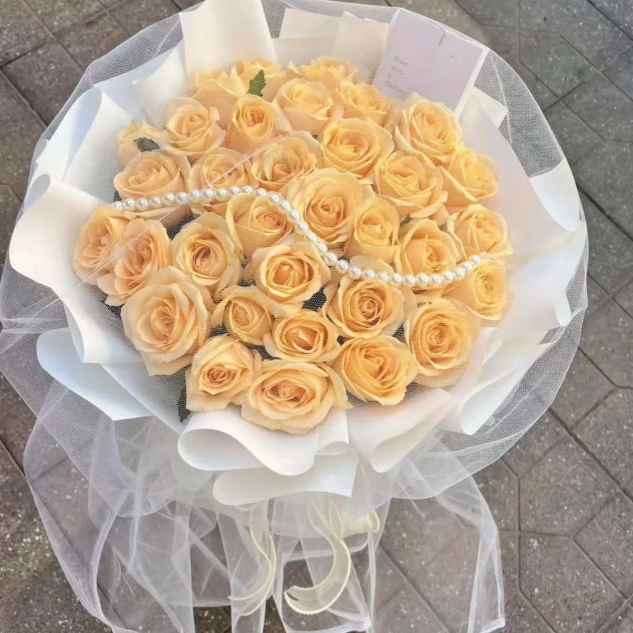 【浪漫之約】33朵香檳金玫瑰花束 (#KB906) 生日鮮花禮物表白花束送女朋友.鮮花花店.送花上門