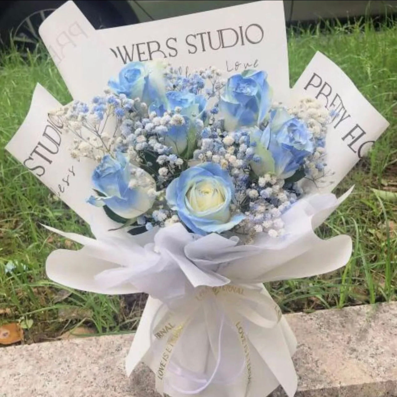 6朵密西根碎冰藍玫瑰 (#KB907) 鮮花束.網紅花束.生日禮物