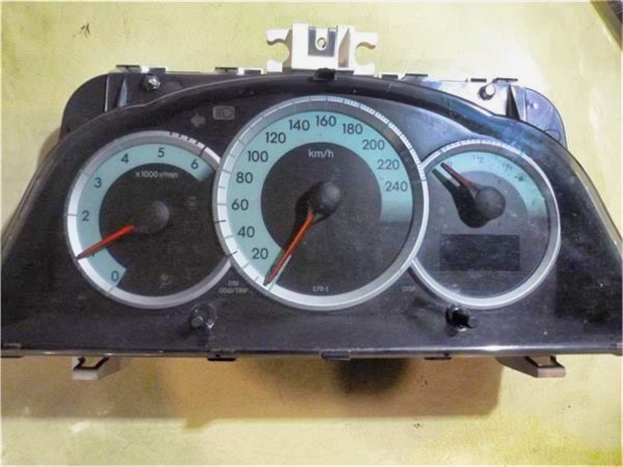 Cuadro Instrumentos Toyota Corolla Verso 2.2 D-4D