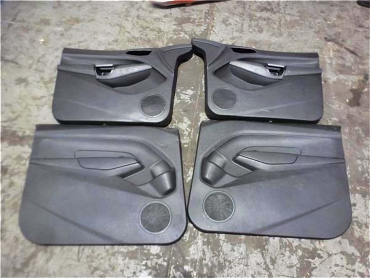 Juego Tapizados Ford Transit Connect 1.5 Kombi largo Trend