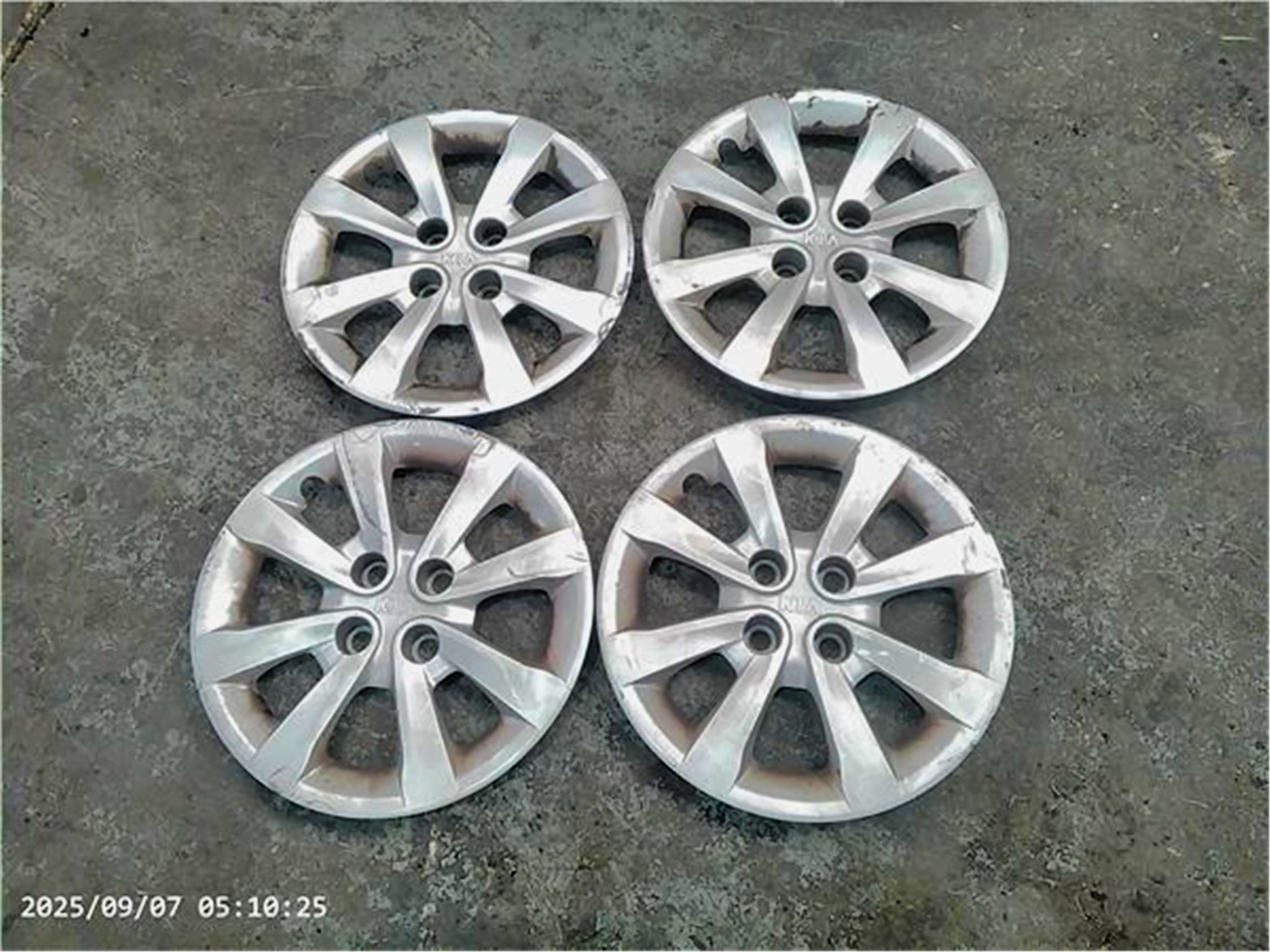 Tapacubos Kia Rio 1.1 Basic