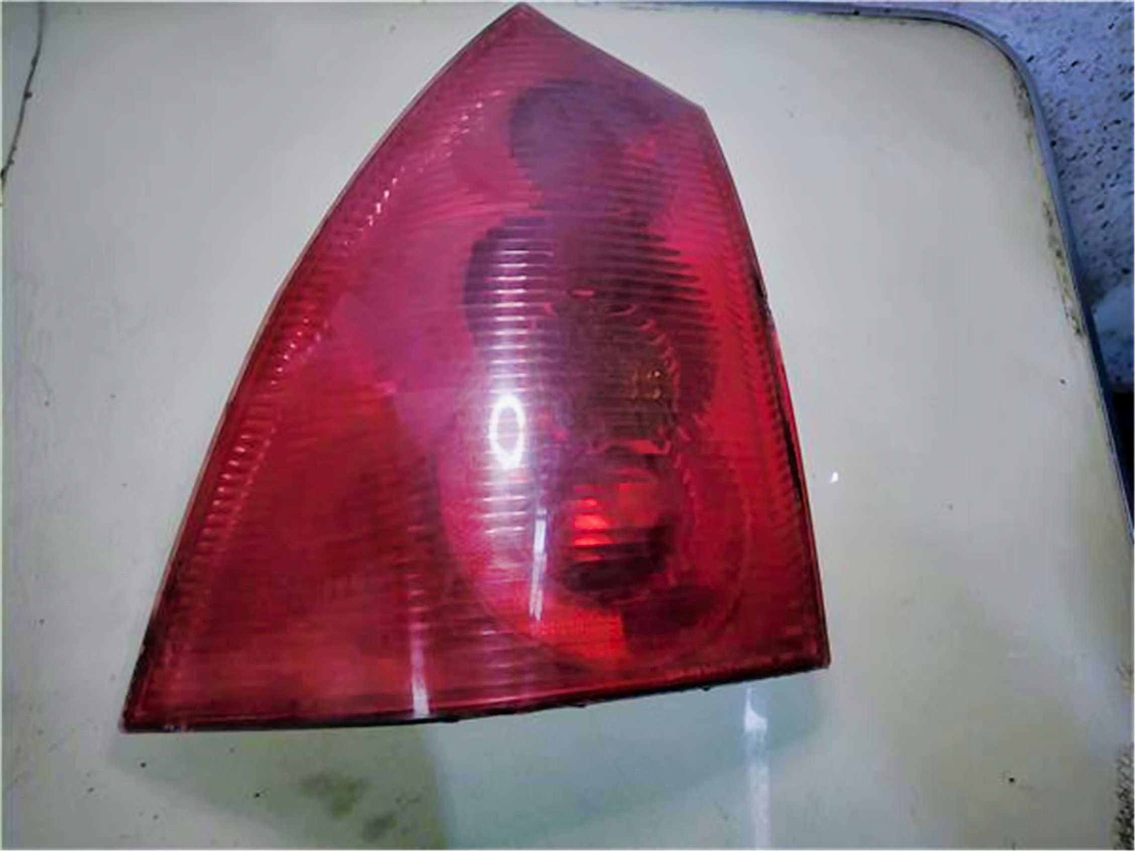 Piloto trasero izquierdo Peugeot 307 Break / SW 2.0 HDI 110