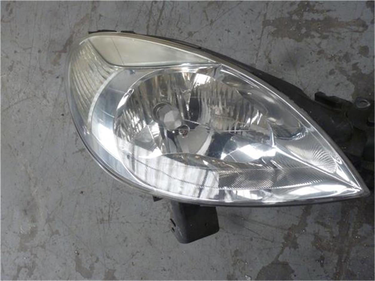 Faro delantero derecho Citroen Xsara Picasso 2.0 HDi Exclusive