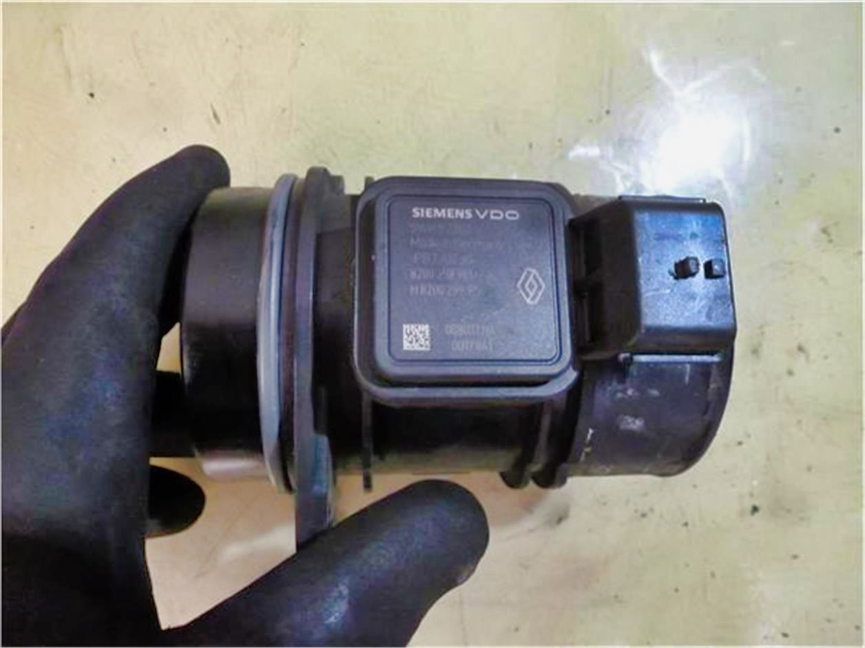 Caudalímetro Renault Clio III 1.5 Authentique