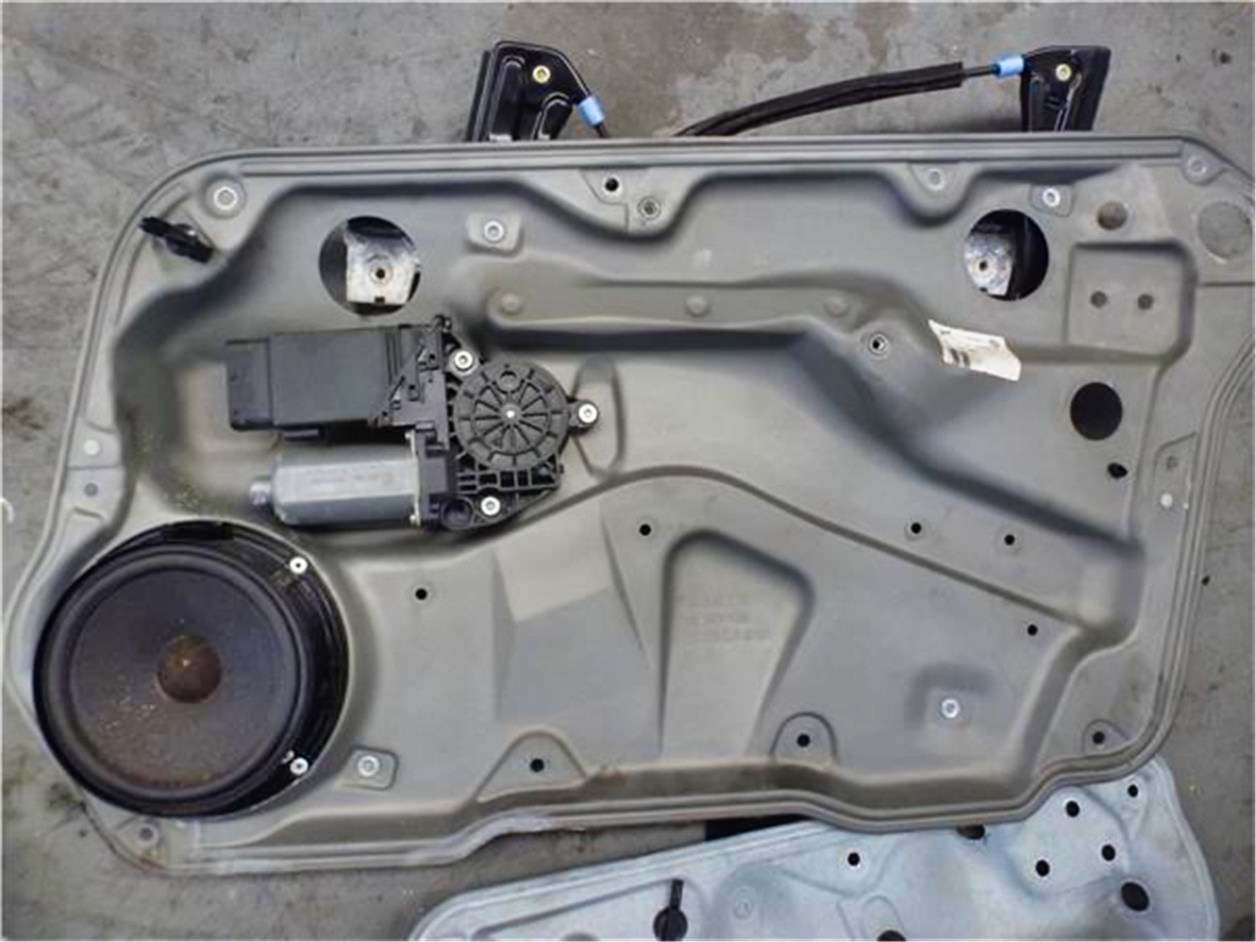 Elevalunas eléctrico derecho Volkswagen Golf IV Berlina 1.9 TDI