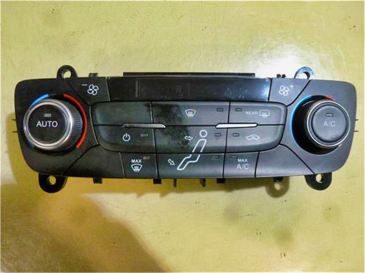 Mandos Climatizador Ford Focus Berlina 1.0 Business