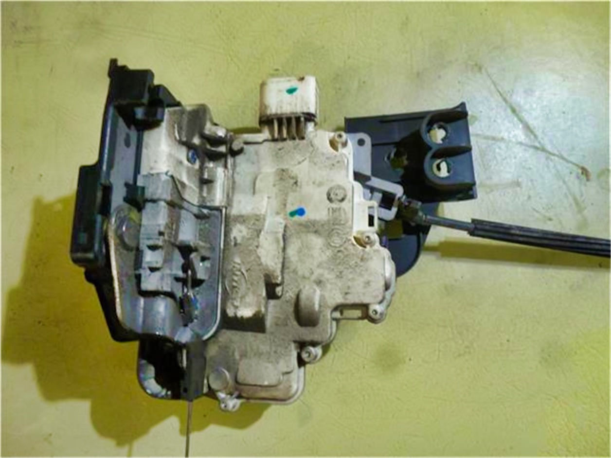 Elevalunas eléctrico trasero izquierdo Seat Toledo 1.9 TDI