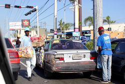 Stop light vendors, DR