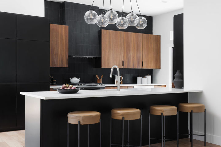 Roxanna Drive in Austin, kitchen, staged by The Staged Haus