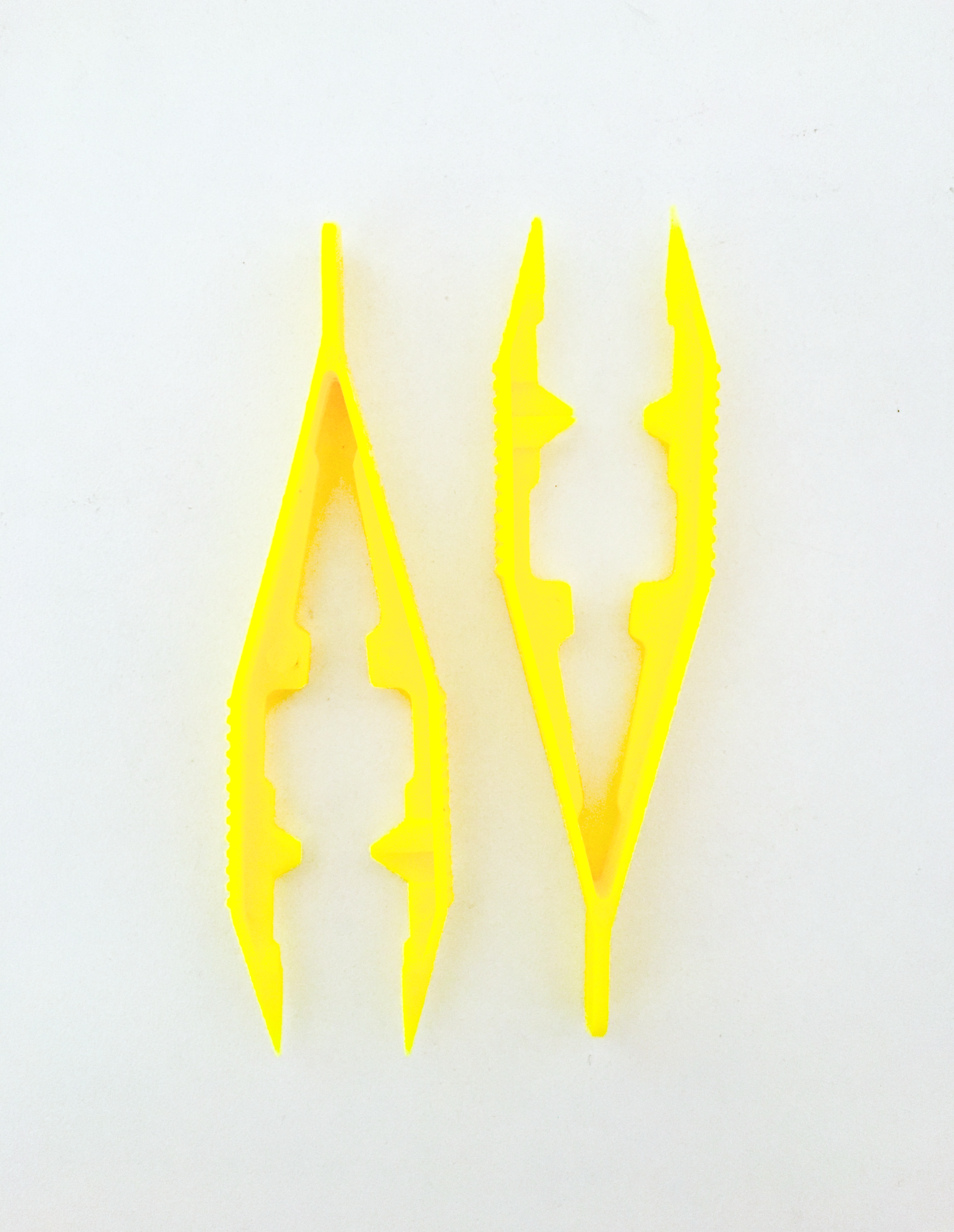 Pinça para controle motor fino